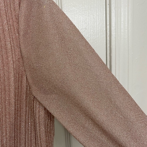 MAC DUGGAL SHIMMERING PLEATED A-LINE 3/4 SLEEVE GOWN - ROSE GOLD - Picture 13 of 16